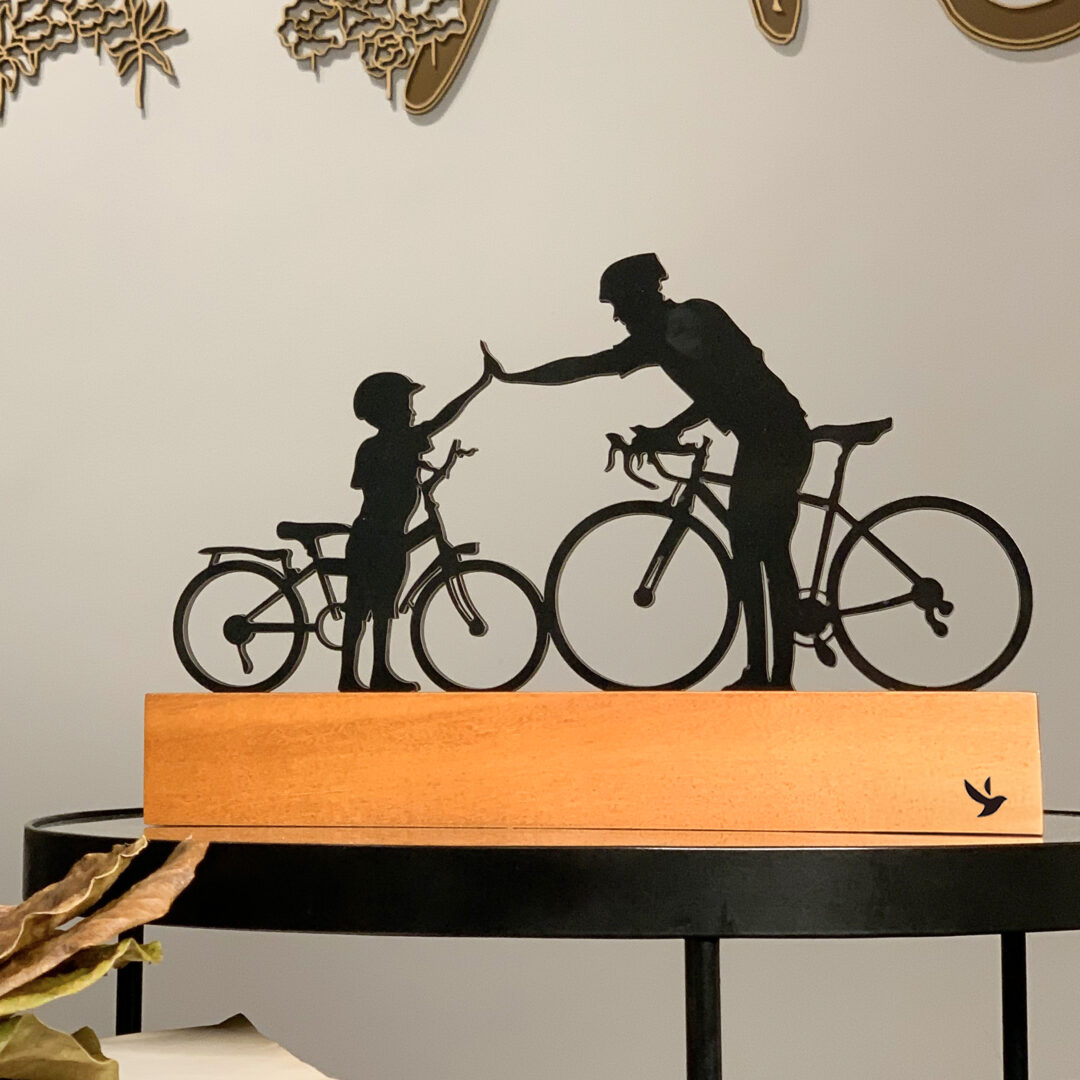 Troféu Silhueta Família Pai e Filha Ciclistas