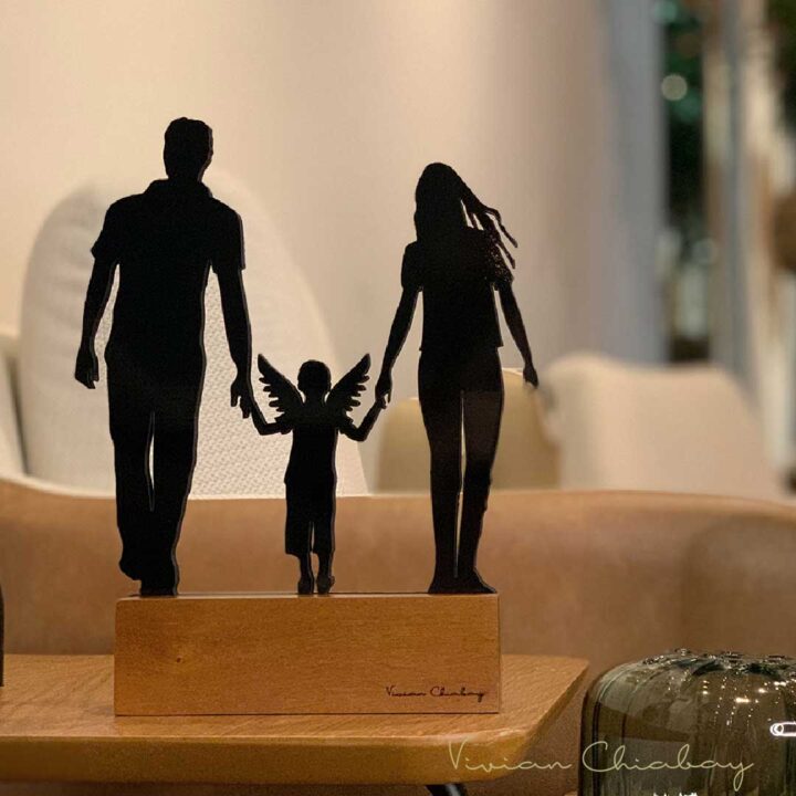 Troféu Silhueta Família Casal e Filho Pequeno Anjinho